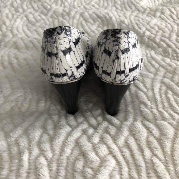 Coach Orchard Graphic Print Snake White Leather - Picture 3 of 4